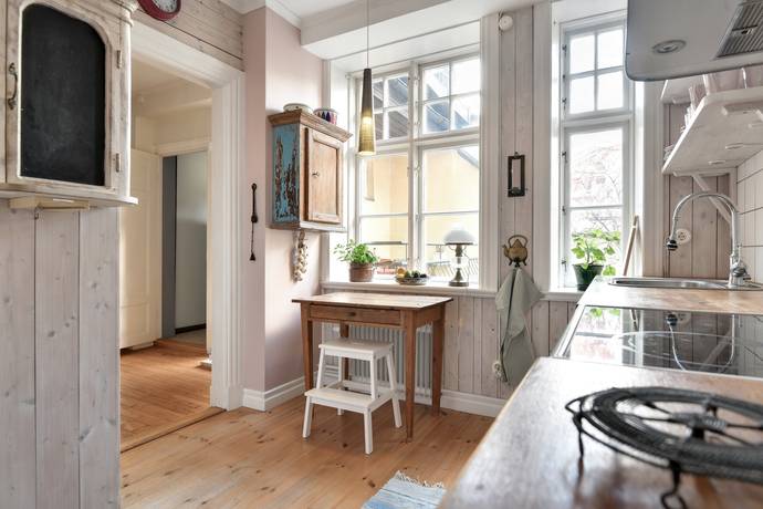 3 rum Lägenhet på Adelsgatan 12 Visby Innerstad Gotlands kommun - bild 2