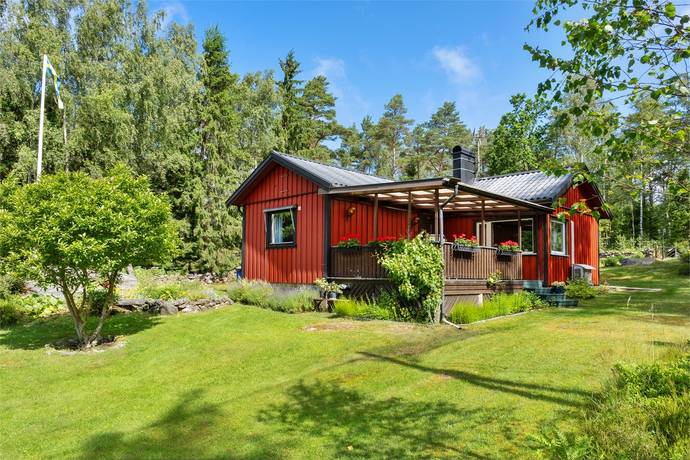 Hällebol 755, Henån, Orust kommun