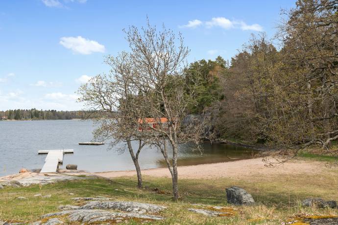 2 rum Vinterbonat fritidshus på Marens aspväg 11 Lågarö Norrtälje kommun - bild 38
