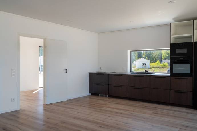 6 rum villa på Holmstugevägen 65 Örstig, Nyköpings kommun - bild 5