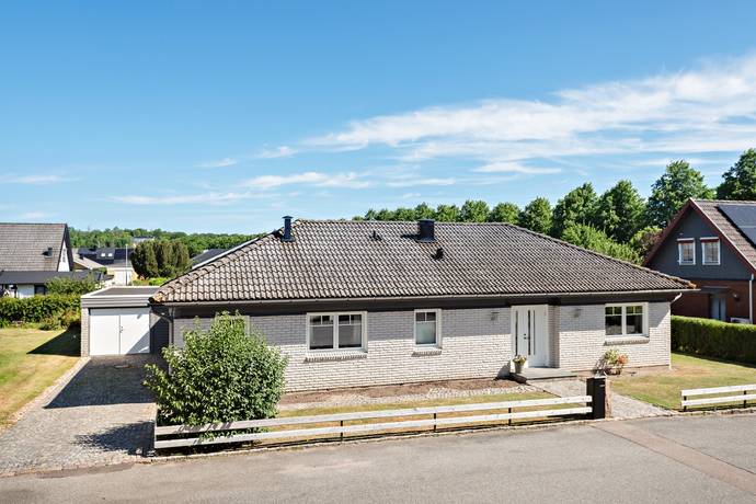 4 rum villa på Gunnar Torhamns väg 4 Lyckeby, Karlskrona kommun - bild 1