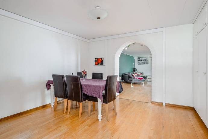 166 m² Villa på Vallstanäsvägen 20 Sigtuna kommun - bild 10