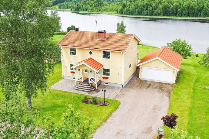 5 rum Villa på Stjärnsnäsvägen 9 Stjärnsnäs Hagfors kommun - bild 1