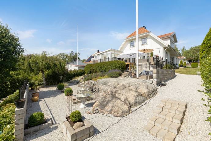villa på Skräddarns backe 5 Kungsängen Sylta, Upplands-Bro kommun - bild 2