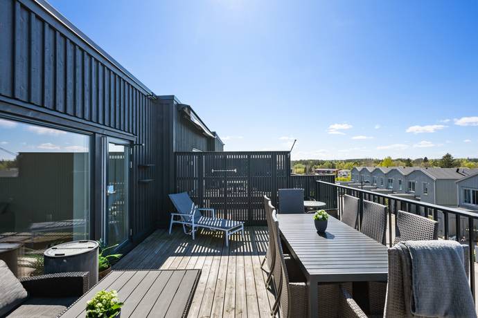 7 rum radhus på Blockhusvägen 65 Skarpäng, Täby kommun - bild 3