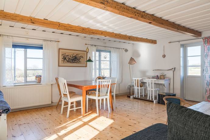 Gård utan jordbruk på Kyrkvägen 27 Österlen Simrishamns kommun - bild 31