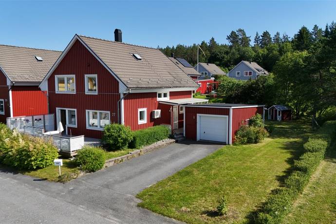 villa på Lingonstigen 27 Eriksdal, Härnösands kommun - bild 1