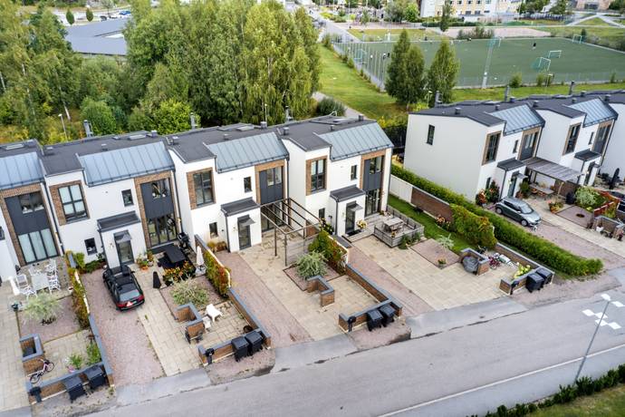 Skogstorpsvägen 20, Lindbacken, Uppsala kommun