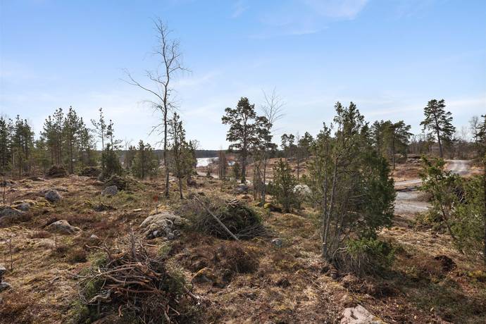 Tomt på Nordanskogsvägen 21 Norrby Norrtälje kommun - bild 2