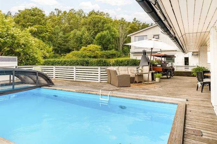 14 rum villa på Lilla Hagrydsvägen 23A & 23B Malevik, Kungsbacka kommun - bild 4
