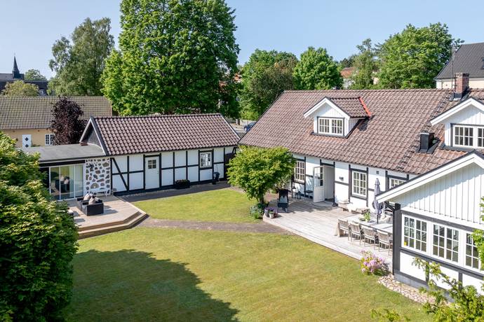 villa på Eriksgatan 16 Höör, Höörs kommun - bild 1