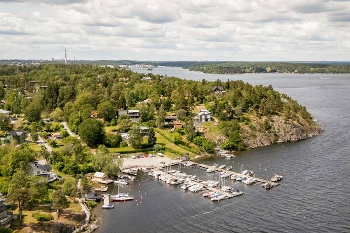 2 rum villa på Risvägen 30 Vikingshill, Nacka kommun - bild 1