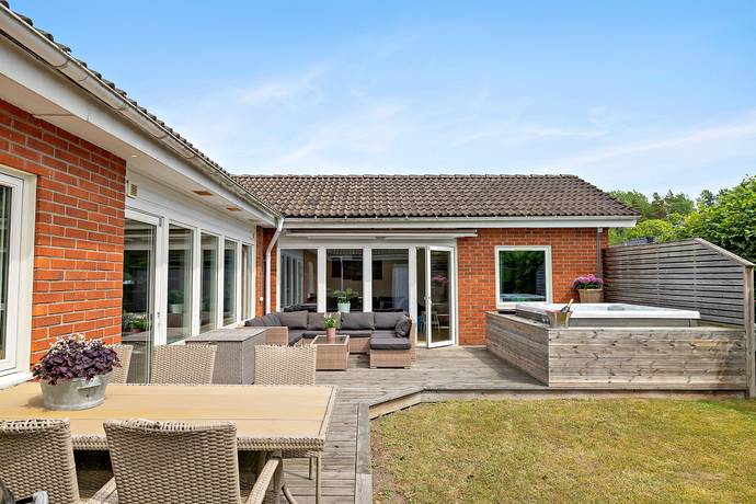 6 rum villa på Plöjarvägen 62 Västerhaninge, Haninge kommun - bild 2