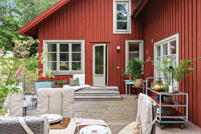 5 rum villa på Stav 17 Hölö, Södertälje kommun - bild 2