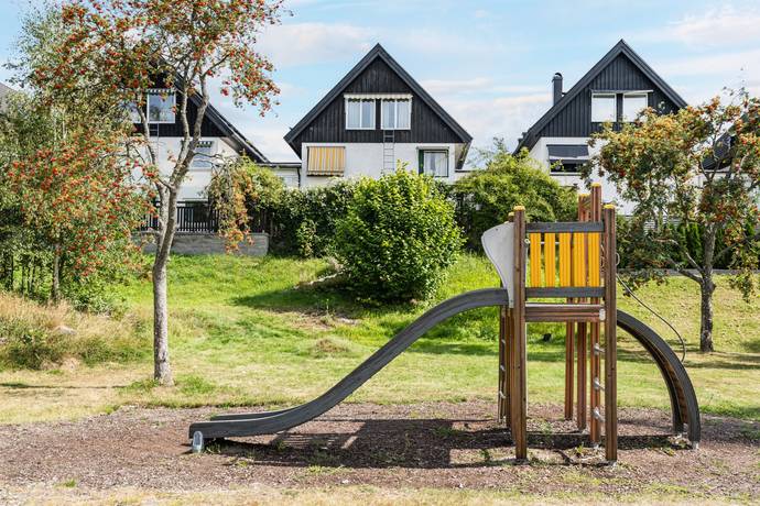 6 rum Radhus på Champinjonvägen 32 Sörskogen Huddinge kommun - bild 43