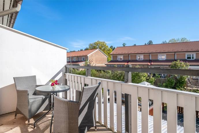 5 rum Radhus på Klangvägen 131 Skogås Huddinge kommun - bild 14