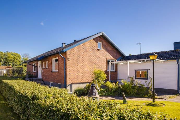 Löparegatan 11, Ågårdsområdet, Lidköpings kommun