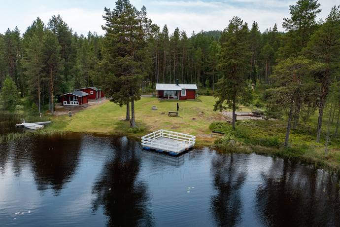 2 rum gård utan jordbruk på Grössjön 101 Styrnäs, Kramfors kommun - bild 1