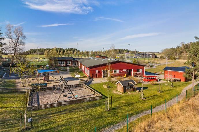 4 rum Parhus på Troxhammar byväg 31B Troxhammar Ekerö kommun - bild 47