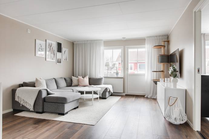 4 rum lägenhet på Brännhagen 8A Skutskär, Älvkarleby kommun - bild 1
