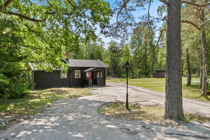 5 rum fritidshus på Lupinvägen 5 Hässelmara, Värmdö kommun - bild 2