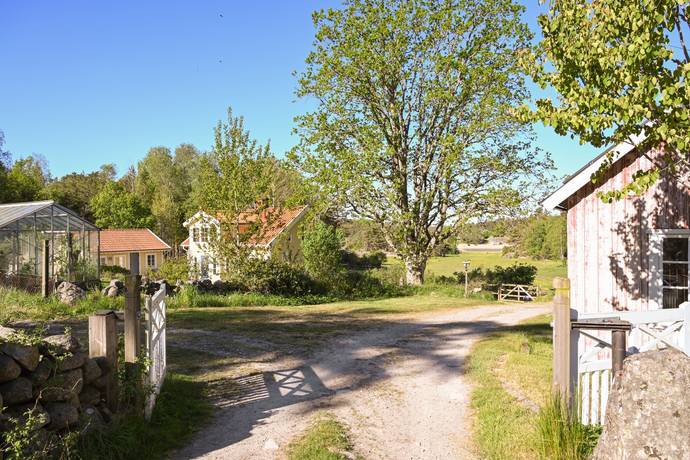 5 rum Gård utan jordbruk på Borrekärr Lökholmen 1 Lur Tanums kommun - bild 6