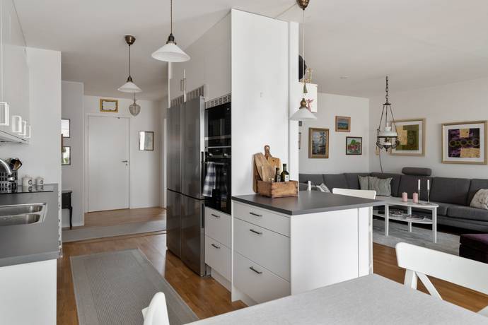 3 rum lägenhet på Östra Rögårdsgatan 7 Hamnen, Norrtälje kommun - bild 3