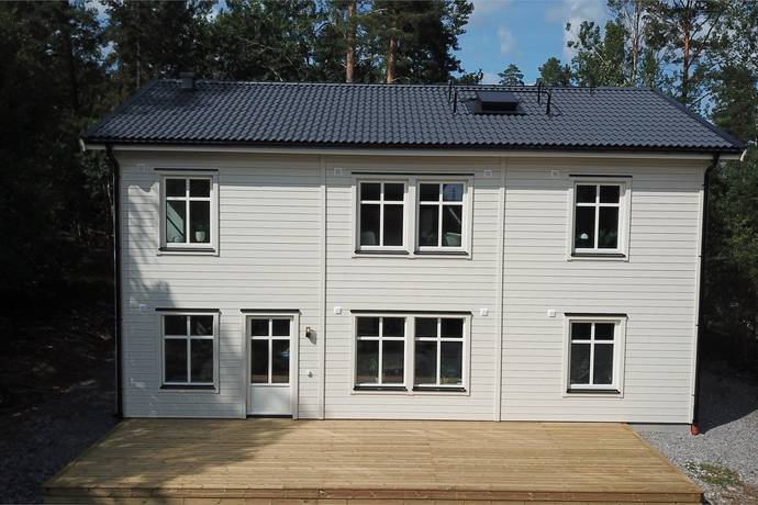 7 rum villa på Båtsmansvägen 43A Törnskogen, Sollentuna kommun - bild 1