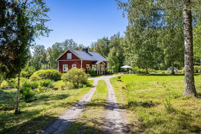 2 rum Villa på Backsjöbotten Lyckan 1 Gunnarskog Arvika kommun - bild 1
