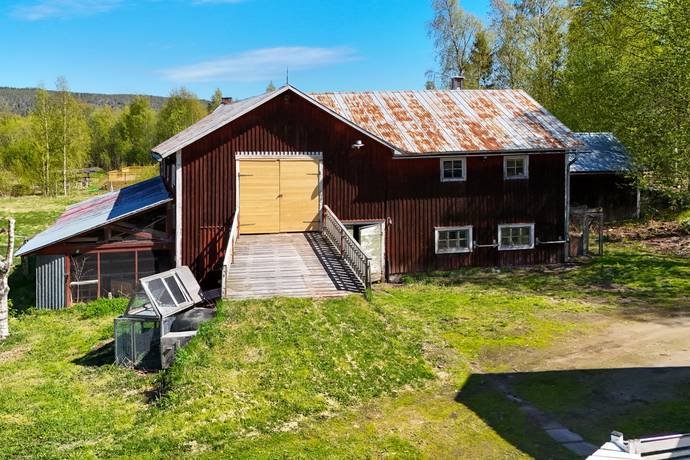 4 rum gård med jordbruk på Bredånger 142 Köpmanholmen, Örnsköldsviks kommun - bild 3