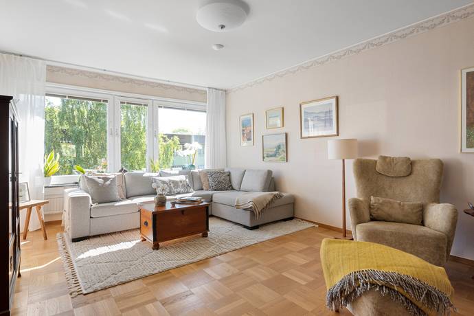 3 rum lägenhet på Oppeby gård 43 Oppeby, Nyköpings kommun - bild 3