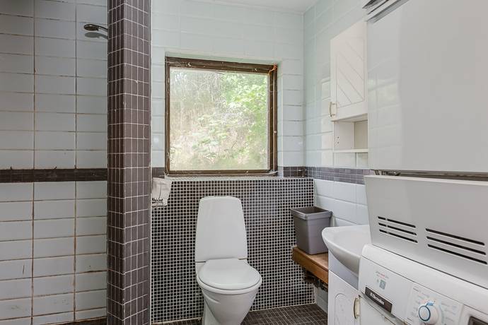 7 rum Gård/skog på Edesta 33 Mölnbo Södertälje kommun - bild 33