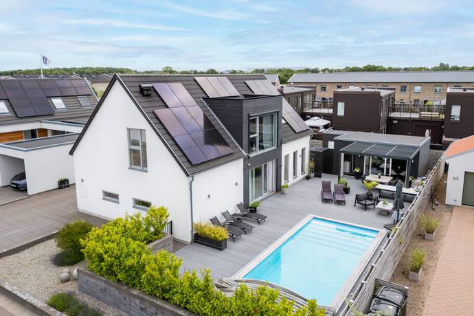 6 rum villa på Malvagatan 3 Gustavslund, Helsingborgs kommun - bild 1