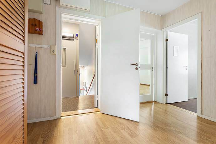 4 rum lägenhet på Kungsgårdsvägen 18A Skälby, Kalmar kommun - bild 3