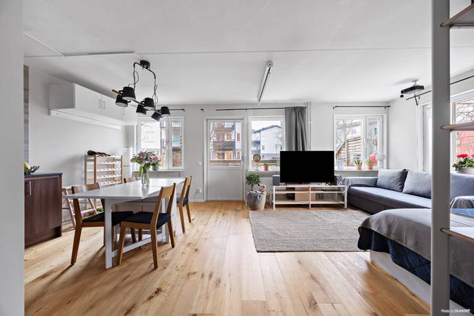1 rum lägenhet på Munkhättevägen 19B Tumba, Botkyrka kommun - bild 1
