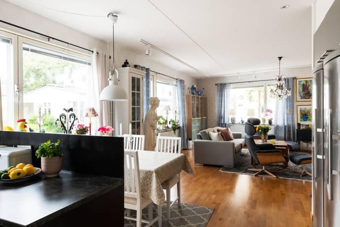 4 rum lägenhet på Billborgsgatan 25 Norrtälje stad - Centralt, Norrtälje kommun - bild 3
