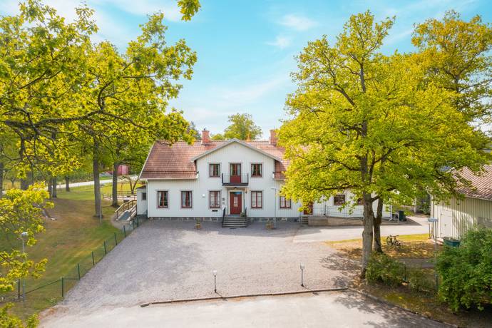 14 rum villa på Ekvägen 6 Centralt, Gnesta kommun - bild 5