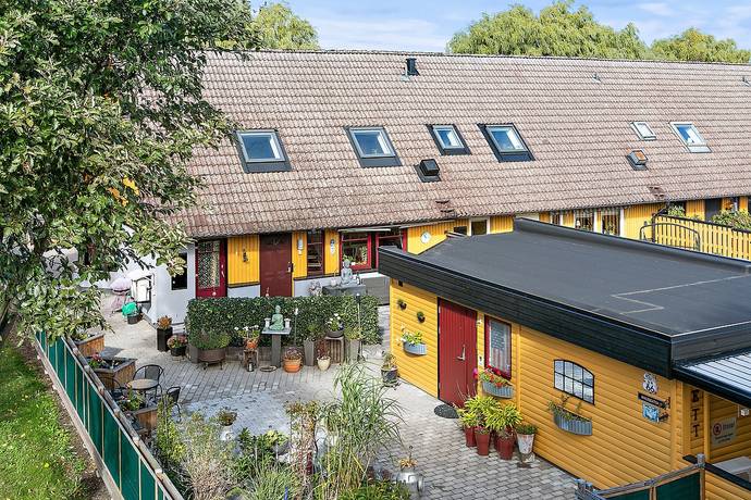Annirogatan 1, Hälsobacken, Ystads kommun