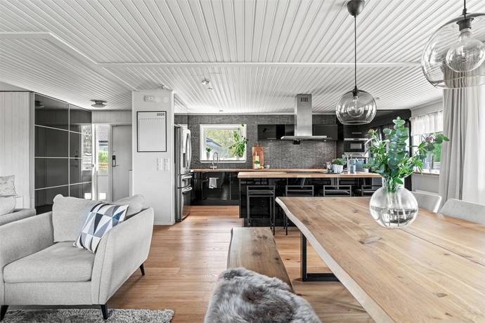 6 rum Villa på Bastebacka 241 Ljungskile Uddevalla kommun - bild 12