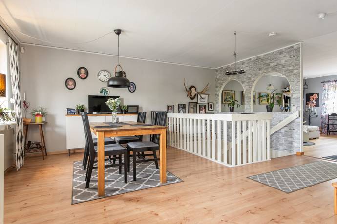 7 rum Villa på Hästskovägen 43 Vävland Timrå kommun - bild 14