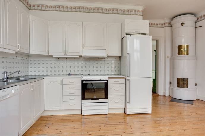 11 rum Villa på Klastorpsgatan 5A+B Kopparberg Ljusnarsbergs kommun - bild 37