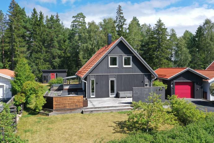 6 rum villa på Hjortstigen 16 Gustavslund, Vallentuna kommun - bild 1