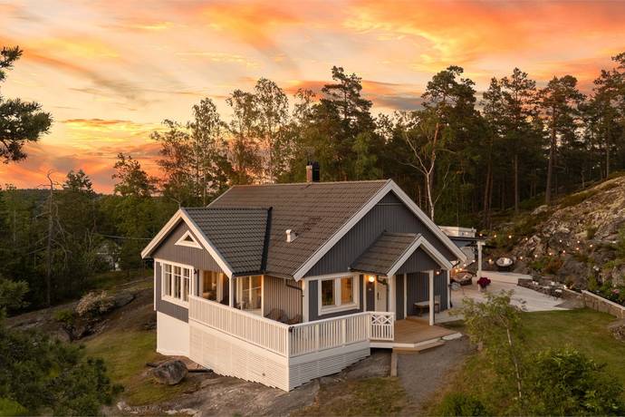 4 rum villa på Lillsvängen 10 Eriksvik, Nacka kommun - bild 1