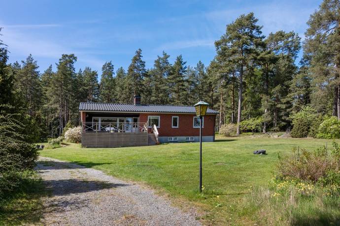 4 rum vinterbonat fritidshus på Arnövägen 30 Ljusterö, Österåkers kommun - bild 2