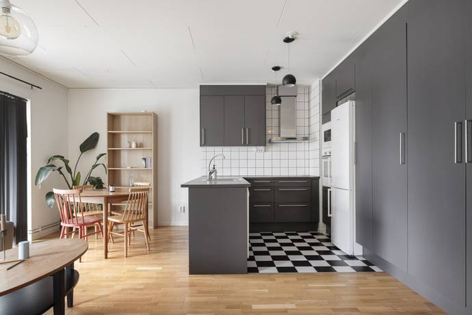 Jöns Rundbäcks Plats 2, Centrala Hisingen, Göteborgs kommun
