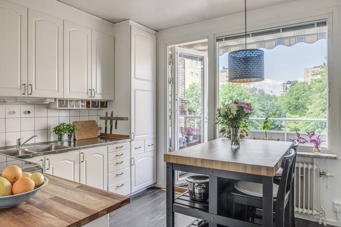 2 rum lägenhet på Nybodagatan 14 Skytteholm, Solna kommun - bild 1