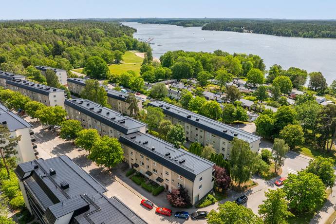 3 rum lägenhet på Mirabellbacken 6 Hässelby Strand, Stockholms kommun - bild 1