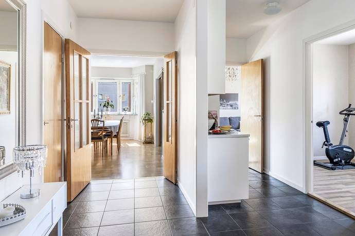 5 rum Lägenhet på Scheelegatan 6A Centralt Köpings kommun - bild 5