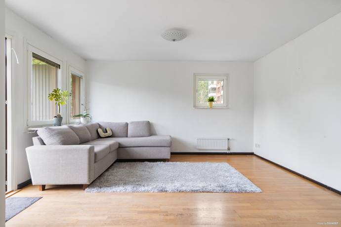4 rum lägenhet på Solskensvägen 13 Tullinge, Botkyrka kommun - bild 3