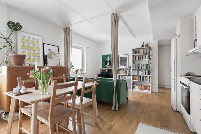 3 rum lägenhet på Ekholmsvägen 305 Skärholmen, Stockholms kommun - bild 3